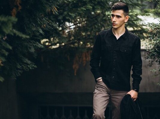 เลือกกระเป๋า Gucci ผู้ชายยังไงให้เข้ากับเทรนด์ Quiet Luxury? กระเป๋า Gucci ผู้ชาย