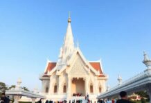วัดขาวเชียงราย วัดร่องขุ่น ไปตอนไหนดีที่สุด ได้รูปสวย เดินสบาย คนไม่แน่น วัดขาวเชียงราย วัดร่องขุ่น ไปตอนไหนดีที่สุด ได้รูปสวย เดินสบาย คนไม่แน่น