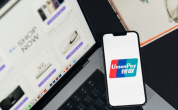 งบน้อยแต่ต้องรอด: สูตรเลือกช่องทางการตลาดออนไลน์ให้ SME ไม่เสียเงินเปล่า งบน้อยแต่ต้องรอด: สูตรเลือกช่องทางการตลาดออนไลน์ให้ SME ไม่เสียเงินเปล่า