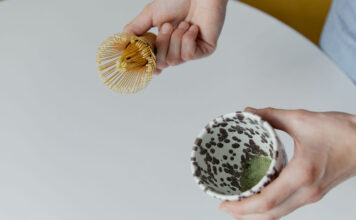 เปิดร้านมัทฉะเล็กๆ: ลงทุนแค่ไหนถึงไม่เจ็บตัว อุปกรณ์ชงแก้วแรกต้องมีอะไรบ้าง? เปิดร้านมัทฉะเล็กๆ: ลงทุนแค่ไหนถึงไม่เจ็บตัว อุปกรณ์ชงแก้วแรกต้องมีอะไรบ้าง?